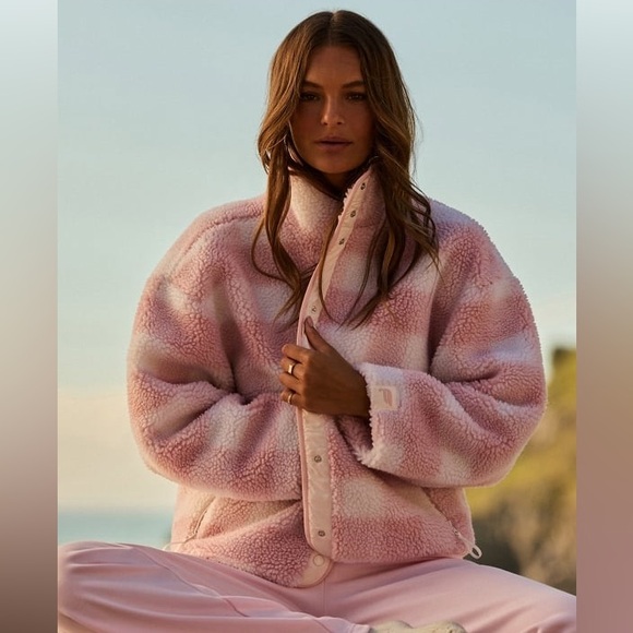Fabletics Jackets & Blazers - Fabletics Pink Tahoe Teddy Jacket Small NWT